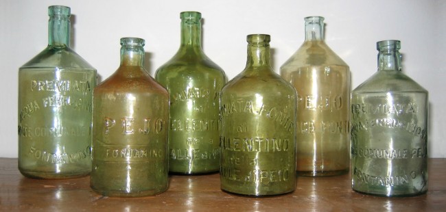 Antiche bottiglie