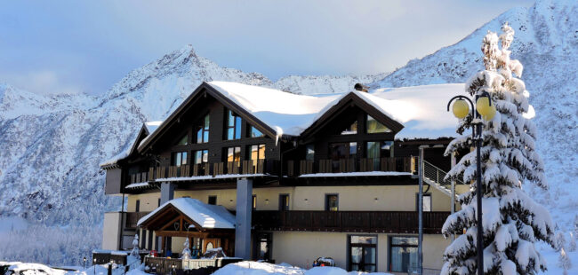 hotel adamello_in inverno
